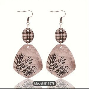 Leaf earrings wooden vintage dangle new‎ e79